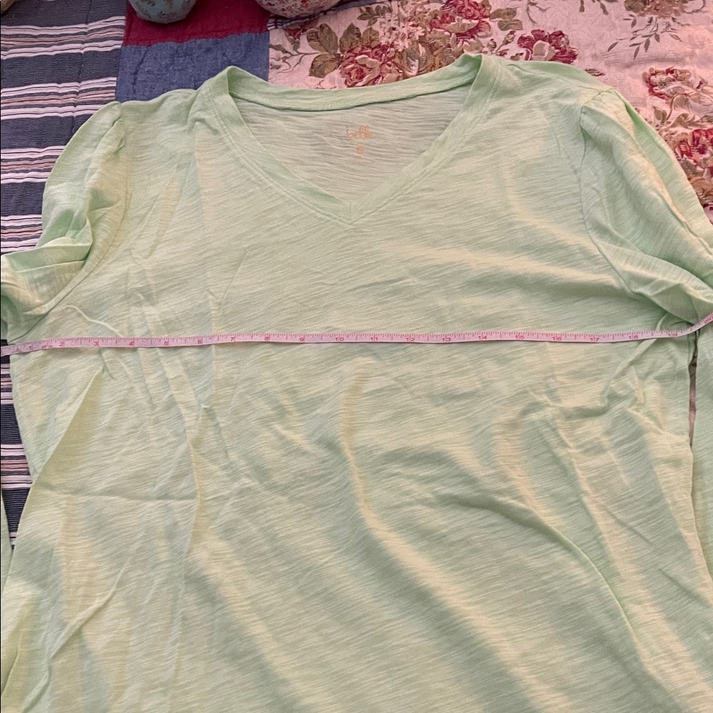 Belle by Kim Gravel Light Green Top - Picture 3 of 5